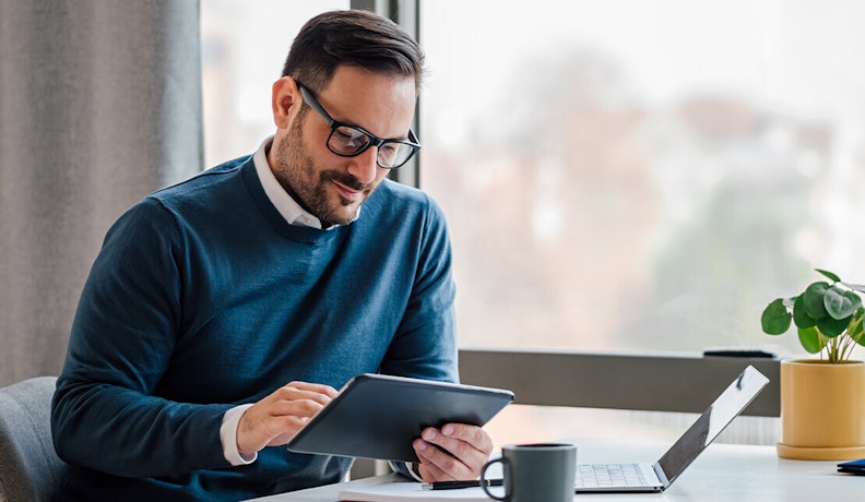 2024 ERP Guide Essential Insights for SMB Executives 2024 ERP Guide Essential Insights for SMB Executives